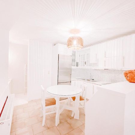Konstantinos Living Daire Kitriaí Dış mekan fotoğraf